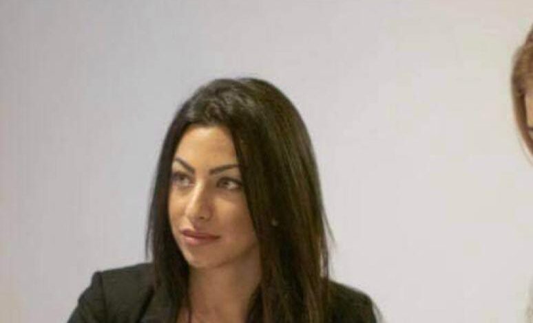 ناز هادي الزيهاوي المحامية الرائدة صاحبة المعايير الدولية فى مناصرة حقوق الانسان فى السويد