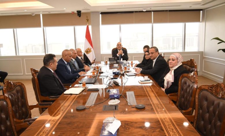وزير الإسكان المصري يتابع معدلات تنمية أراضى الساحل الشمالي الغربي