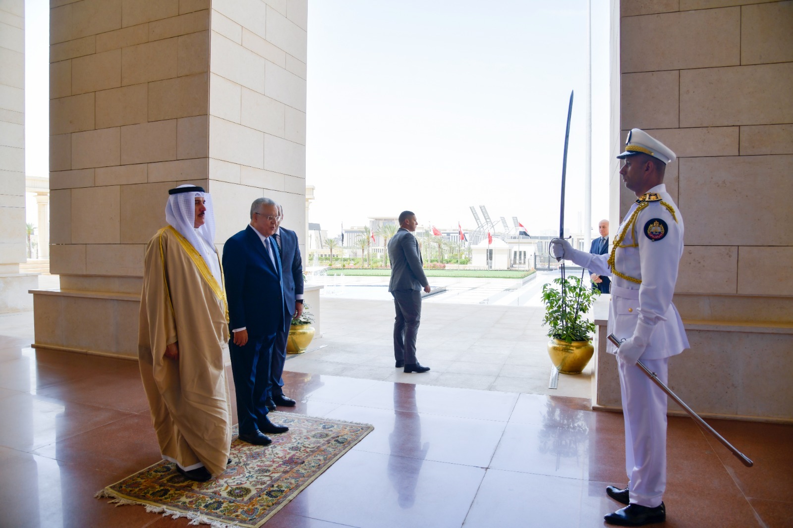 رئيس مجلس النواب يستقبل نظيره البحريني
