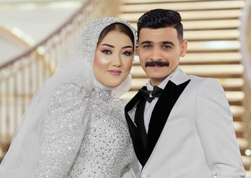 بوابة العرب تهنئ الكاتب الصحفي مصطفى قايد بزفاف كريمته