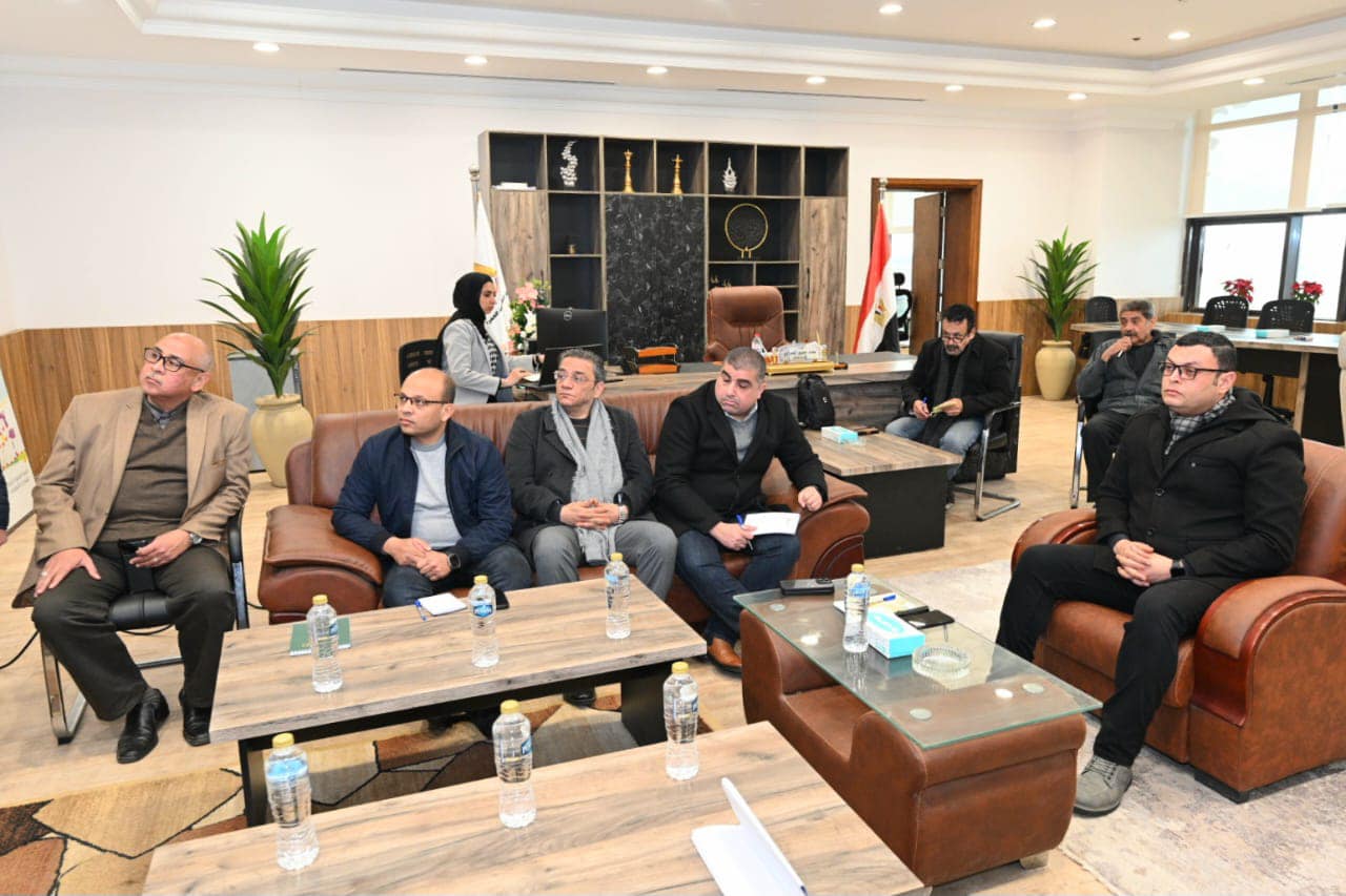 وزير الإسكان