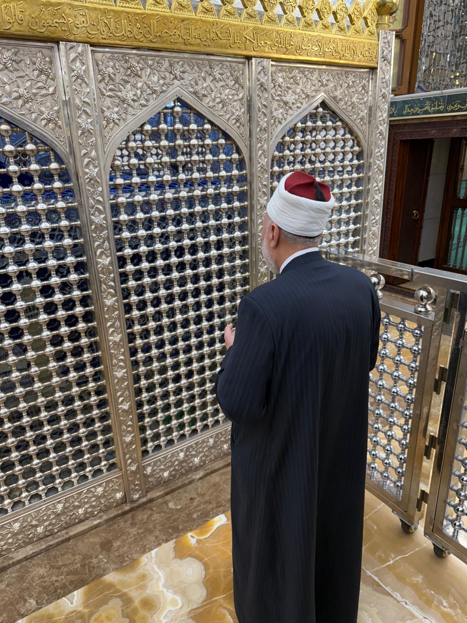 د. محمد مهنا يشرح في مسجد عبدالقادر الجيلاني بالعراق  أسرار النصر في انتصارات شهر رمضان
