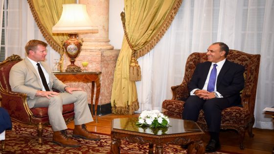 وزير الخارجية